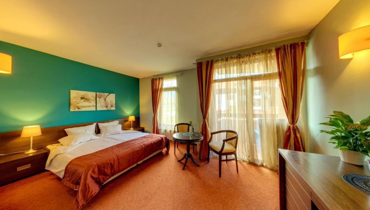 Hotel Famil - Adults Only Bansko Extérieur photo